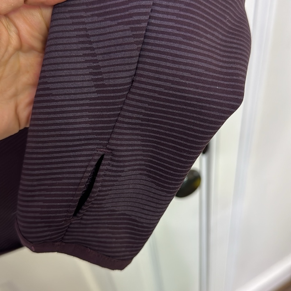 NWOT adidas Purple Ski Jacket with High Collar and Fitted Silhouette - Picture 10 of 13